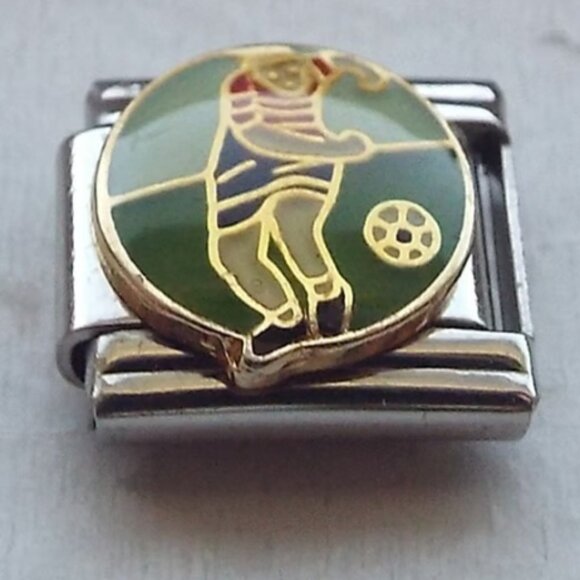 Enamel soccer player scene 9mm stainless steel Italian bracelet charm link new - Picture 1 of 2